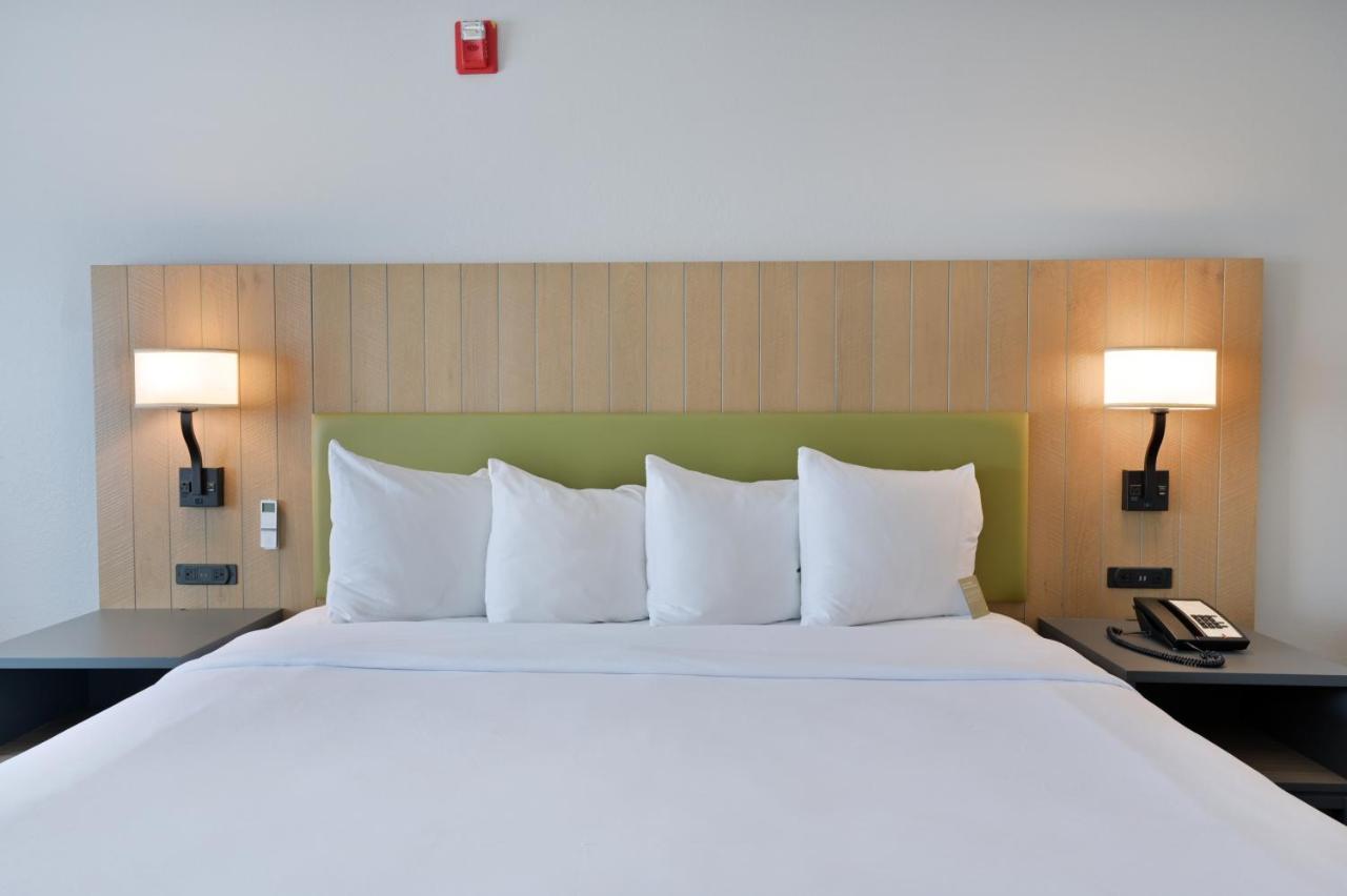 Country Inn & Suites By Radisson, Bloomington-Normal Airport, Il Exteriér fotografie
