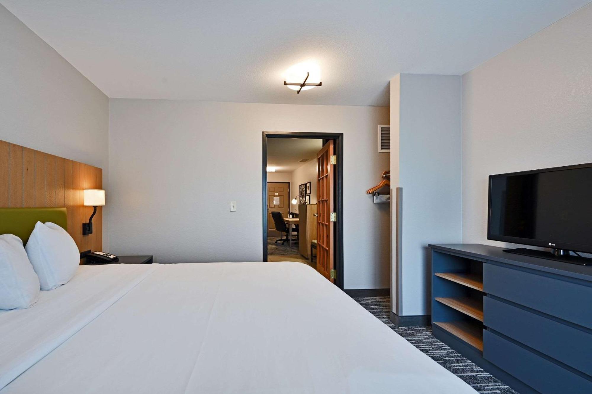 Country Inn & Suites By Radisson, Bloomington-Normal Airport, Il Exteriér fotografie