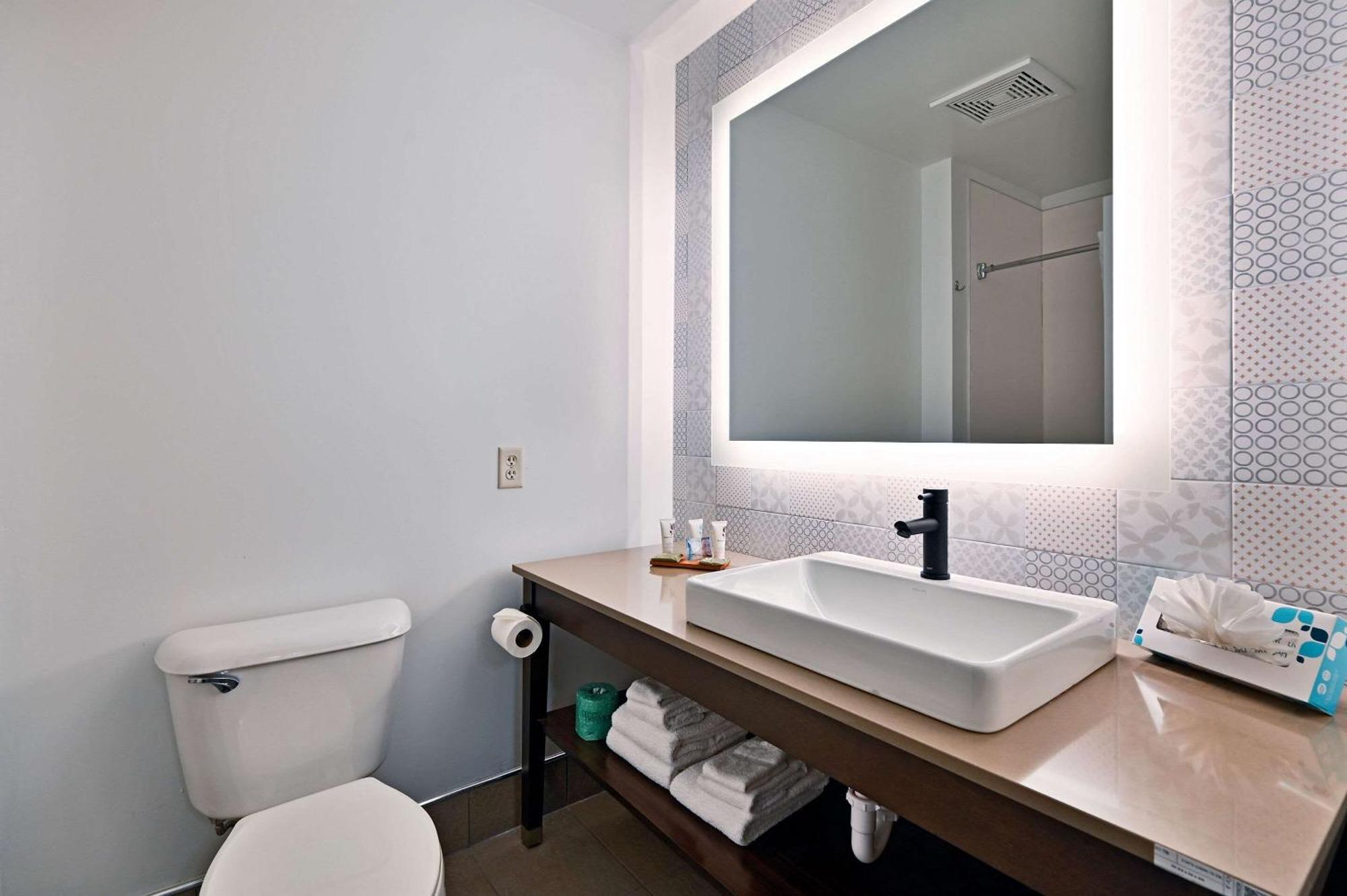 Country Inn & Suites By Radisson, Bloomington-Normal Airport, Il Exteriér fotografie